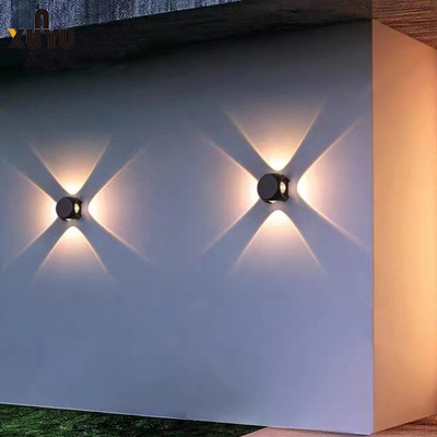4W أضواء الجدار الخارجي مقاوم للماء 70 * 70 * 50 مم للممر / الشرفة